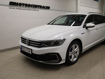 Volkswagen PassatSportscombi GTE 1.4 TSI P-värmare Dragpaket Executive 2020, Kombi