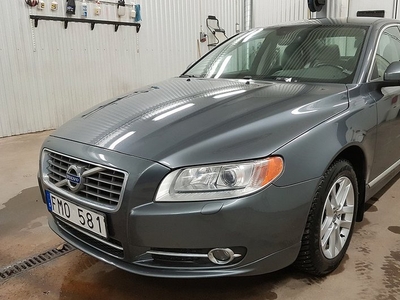 Volvo S802.4D Automat Summum 2010, Sedan