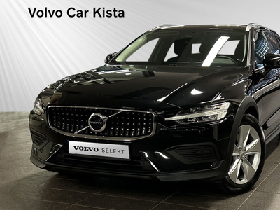 Volvo V60Cross Country B4 AWD Diesel Core SELEKT 2023, Kombi