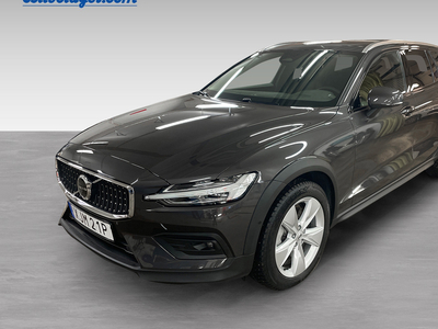 Volvo V60Cross Country B4 AWD Diesel Plus 2023, Kombi