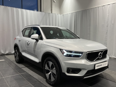 Volvo XC40B4 FWD Bensin Momentum Advanced Edt 2021, SUV