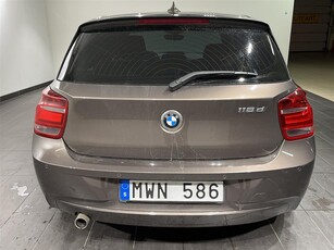 BMW 118 5 Dörrar PDC Xenonljus 142hk 2.95% Ränta