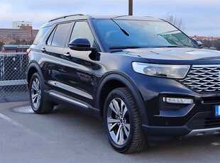 Ford Explorer 3.0T EcoBoost 457hk Platinum, Pano, B&O, Drag