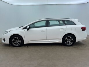 Toyota Avensis Kombi 1.6 D-4D Active | Backkamera