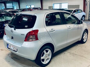 Toyota Yaris 1.0 VVT-i 69 HK * Topp Skick * Endast 4700 mil