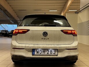 Volkswagen Golf 1.5 TSI 150 hk Navi CarPlay Rattvärme 2.95% Ränta