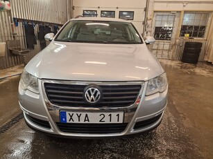 Volkswagen Passat Variant 2.0 FSI 15000 Mil Bes. Superfin