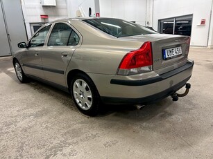 Volvo S60 2.5T 210hk Business M-Värmare / Ny Kamrem / Drag