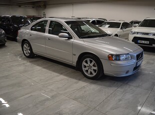 Volvo S60 2.5T (210hk) Momentum / 3-Ägare / Låga Mil / Nyservad & Besiktad