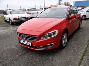 Volvo V60 D4 Geartronic, 181hk Momentum