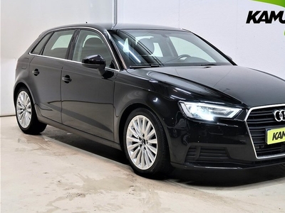 Audi A3Sportback 30 TDI Navi Adaptiv Farthållare PDC 2020, Halvkombi