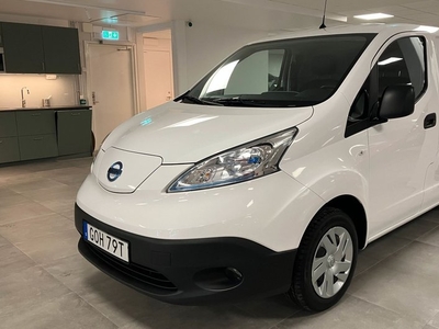 Nissan e-NV200comfort plus 40 kwh 2019, Minibuss