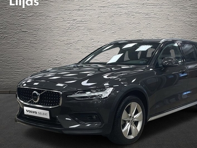 Volvo V60Cross Country B4 AWD Diesel Plus Sportstolar 2024, Kombi