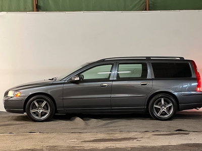 Volvo V70 2.4 Classic, Kinetic Euro 4 lågmil