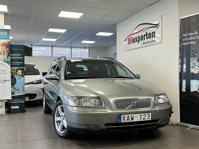 Volvo V70D5 Kinetic Euro 4| EN-ÄGARE 2006, Kombi