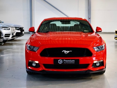 Ford Mustang GT V8 450HK SVENSKSÅLD SPORTSYSTEM LÅGMIL