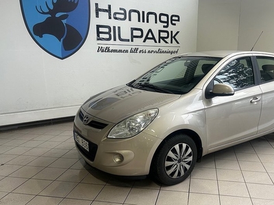 Hyundai i20PÅSKÖPPET 1,4 AUTOMAT LÅGMILARE 2012, Halvkombi