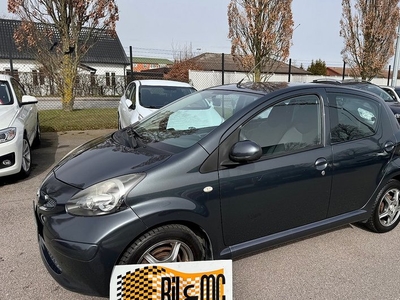 Toyota Aygo5-dörrar 1.0 VVT-i Euro 4 2009, Halvkombi