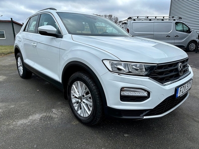 Volkswagen T-Roc 1.0 TSI I Carplay I Adaptiv Farth I 110hk