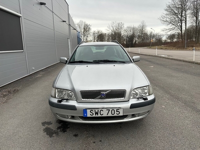 Volvo V40 2.0T Automat 950kr/24mån Räntefri