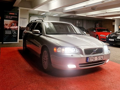 Volvo V70 2.5T Momentum Euro 4