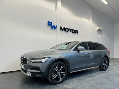 Volvo V90 Cross Country D4 AWD Inscription Pro D-värm Pano