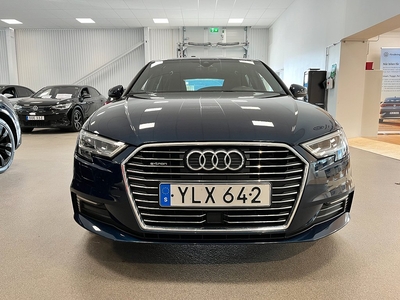 Audi A3 Sportback e-Tron Hybrid Skinnklädsel/Dragkrok/Värmare