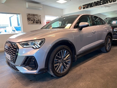 Audi Q3 Sportback 35 TFSI S Tronic Värmare B-kamer COCKPIT