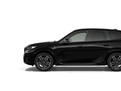 BMW iX1 xDrive30 M Sport/ Innovation/Panorama/ Harman Kardon