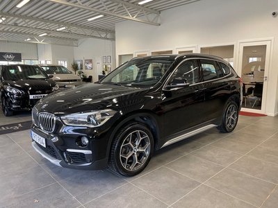 BMW X1 xDrive20d xLine Panoramaglastak Automat