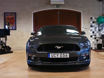 Ford Mustang GT V8 - 421 hk - Sv-såld - Nyservad - 2769 mil