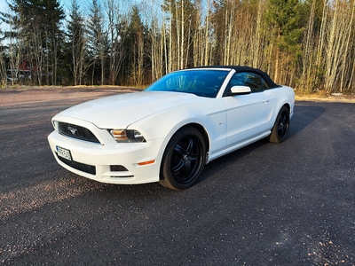 Ford Mustang V6 Convertible SelectShift