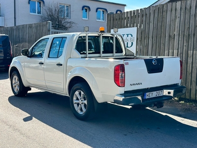 Nissan Navara Dubbelhytt 2.5 dCi 4x4 | MOMS | Drag | Nybes