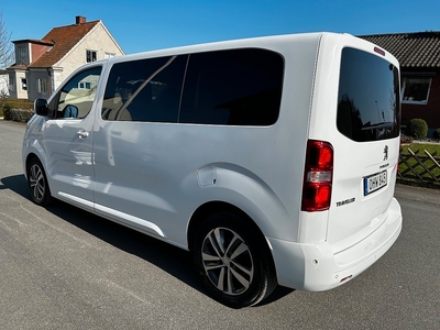 Peugeot Expert Traveller L2 2.0 BlueHDi 9-sits