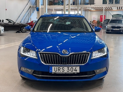 Skoda Superb Kombi 2.0 TDI Style Euro 6 | Helskinn | Värmare