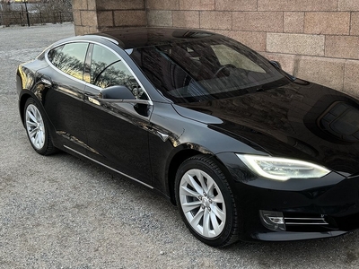 Tesla Model S 100D AWD Panorama, Luftfjädring