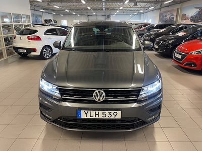 Volkswagen Tiguan 1.4 TSI 150hk 4M Automat Executive Värmare