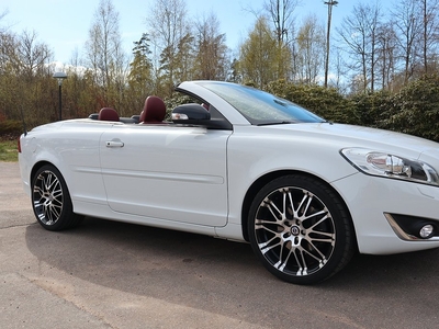 Volvo C70 D4 177 hk Automat Summum Skinn Keyless 6800 mil