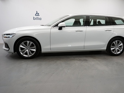 Volvo V60 B4 Diesel Momentum Advanced Edition, on call, Dragkrok