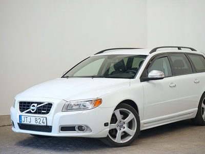 Volvo V70 2.5T Flexifuel DRIVe Momentum R-Design 231hk