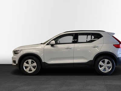 Volvo XC40 T2 FWD Momentum Core