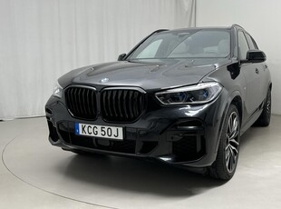 BMW X5 M50i, G05 (530hk)