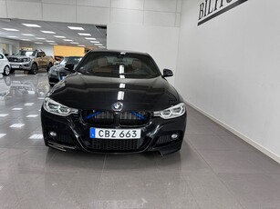 BMW 330e Sedan M Sport * Svensksåld * Helläder * Navigation