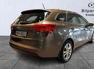 Kia CEED 1.6 GDI Comfort / Panorama / Navi / Kamera / 135hk