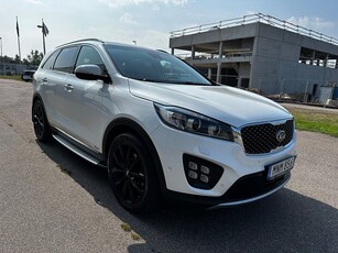 Kia Sorento 2.2 CRDi AWD * Skinn * Panorama* 7-sitsig * Drag