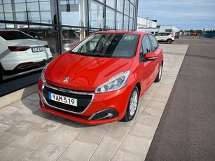 Peugeot 208 1.2 VTi, V-Hjul, 360kr/år, kamrem bytt, 1 ägare