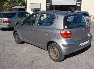 Toyota Yaris 5-dörrar 1.0 VVT-i