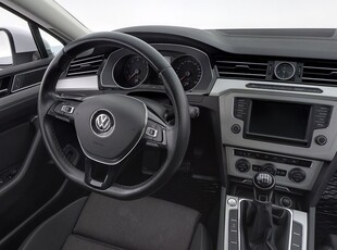 Volkswagen Passat Sportscombi TSI 150 HK Dragpaket