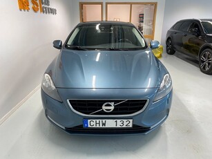 Volvo V40 D2 Panorama Drag P-värme Nybes