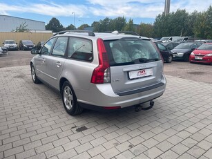 Volvo V50 1.8 Flexifuel Kinetic 125hk Drag SoV-hjul Mvärmare